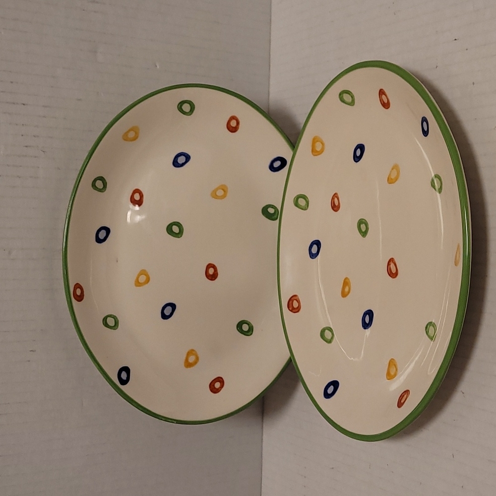 Pair of Better Homes and Gardens Home Interior Collection Oval Plates